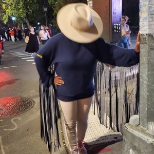 Meet your Posher, Janine